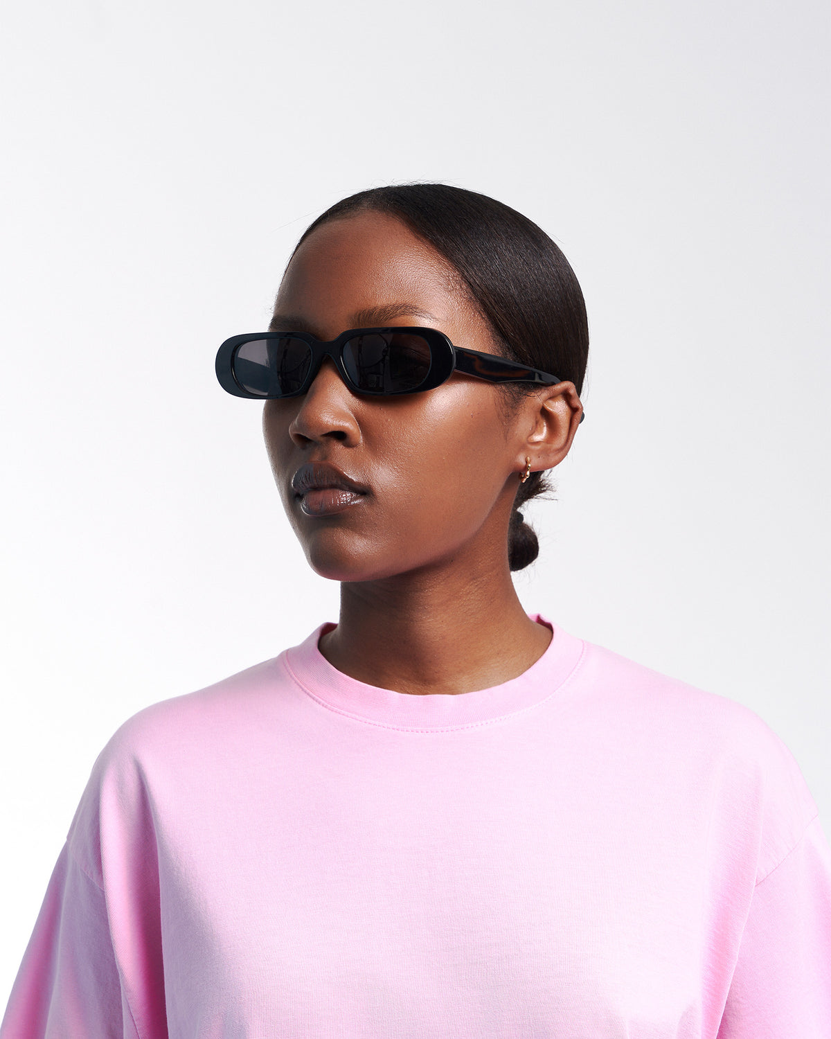 Sunglass 09 - Deep Black Solid - Lavender